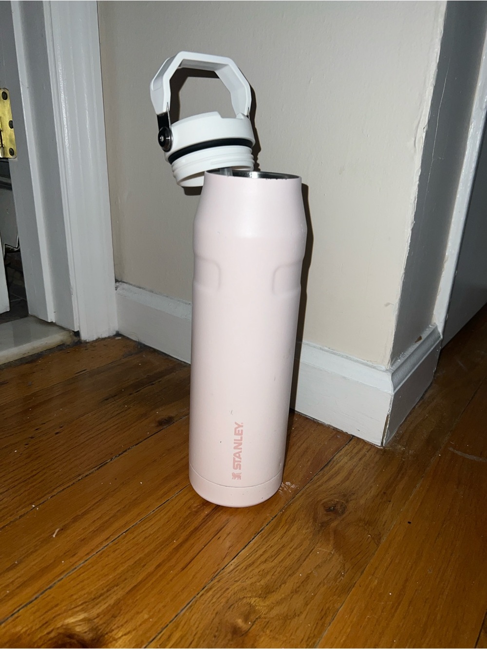 Stanley AeroLight IceFlow Pale Pink Travel Tumbler Bottle